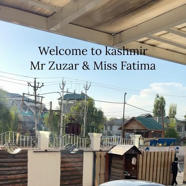 Welcome for guests arriving in Kashmir