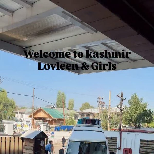 Ladies group trip to Kashmir